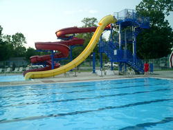 Photo of Roberts Park Family Aquatic Center pool double water slide and swimming lanes